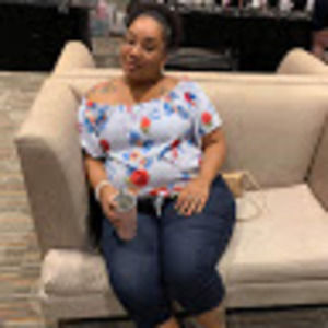 Meet your Posher, Vanessa